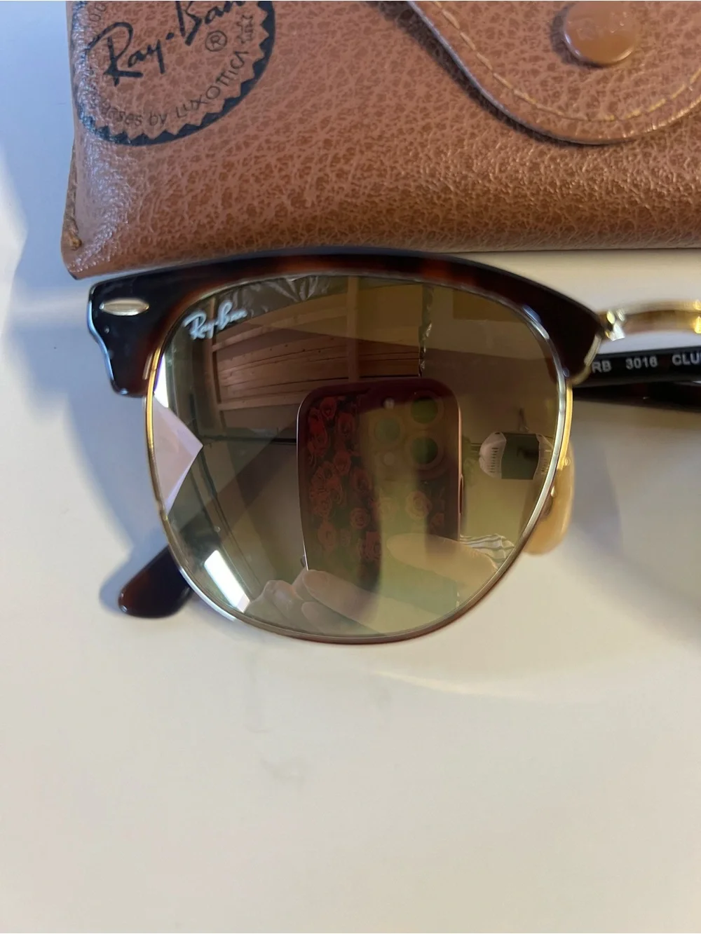 Ray-Ban Brown Tortoiseshell Clubmaster Sunglasses with Brown Case